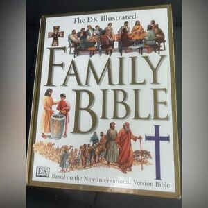 Illustrated Family Bible